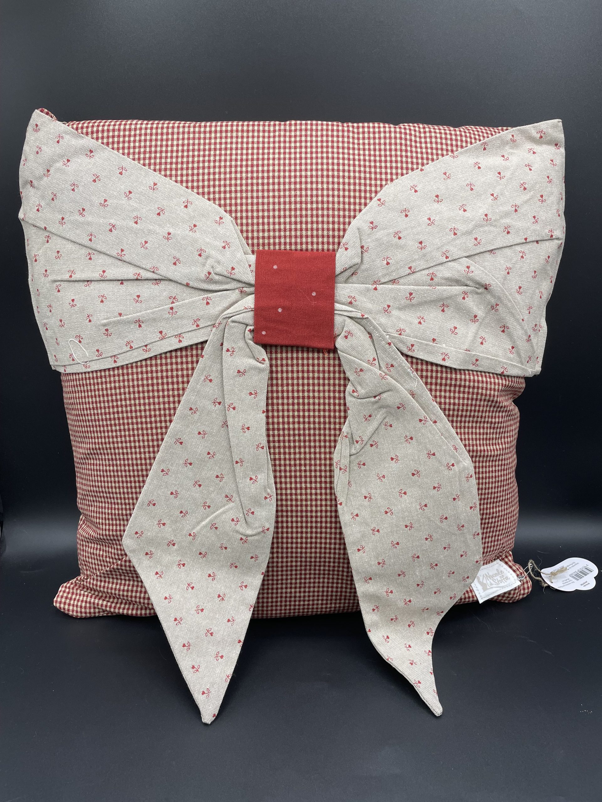 Cuscino fiocco beige