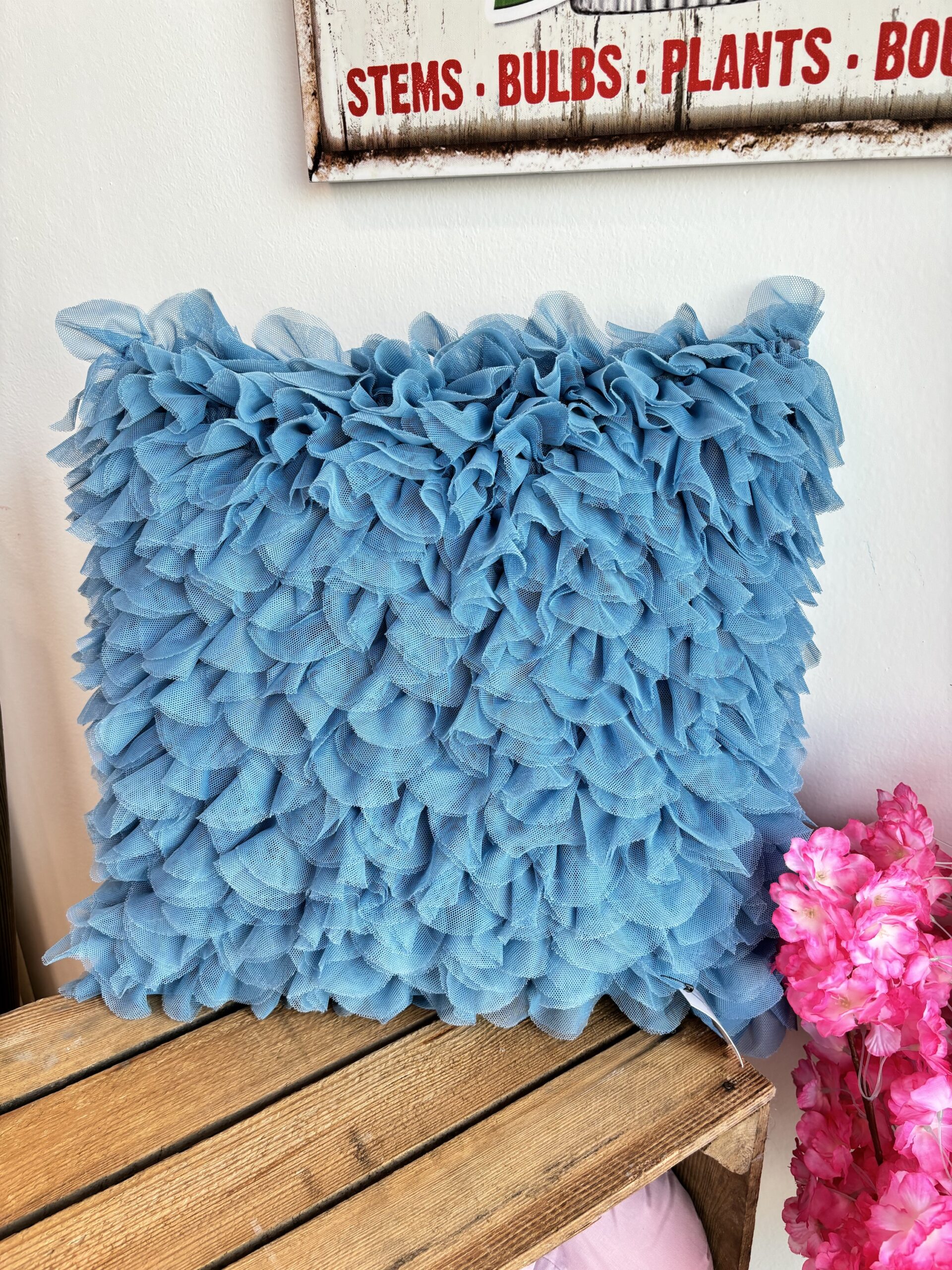 Cuscino quadrato tulle avio