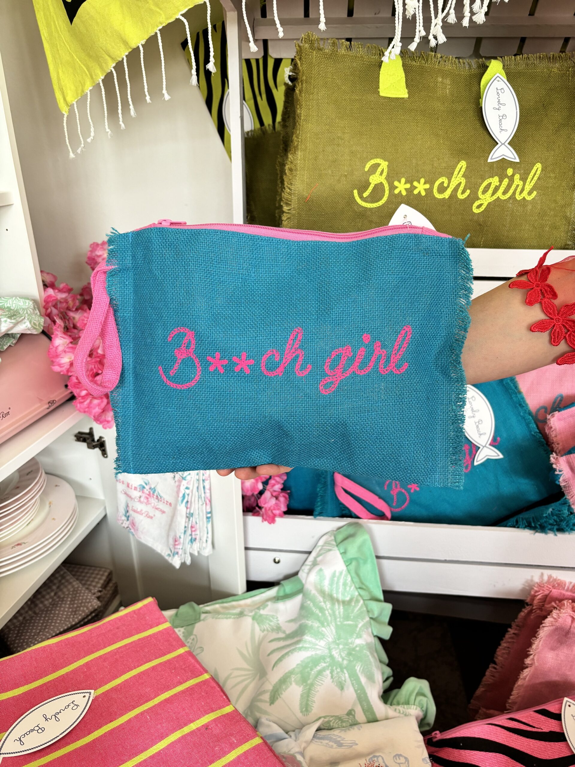 Pochette b**ch girl celeste