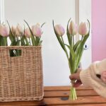 Mazzo tulipani con bocciolo rosa chiaro