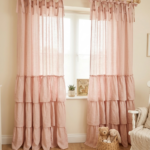 Tenda con balze rosa